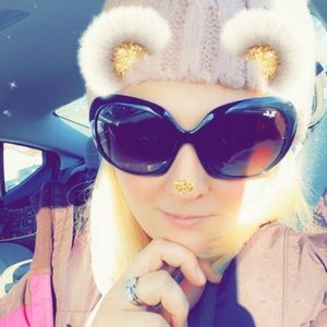 Meet your Posher, Tiffany